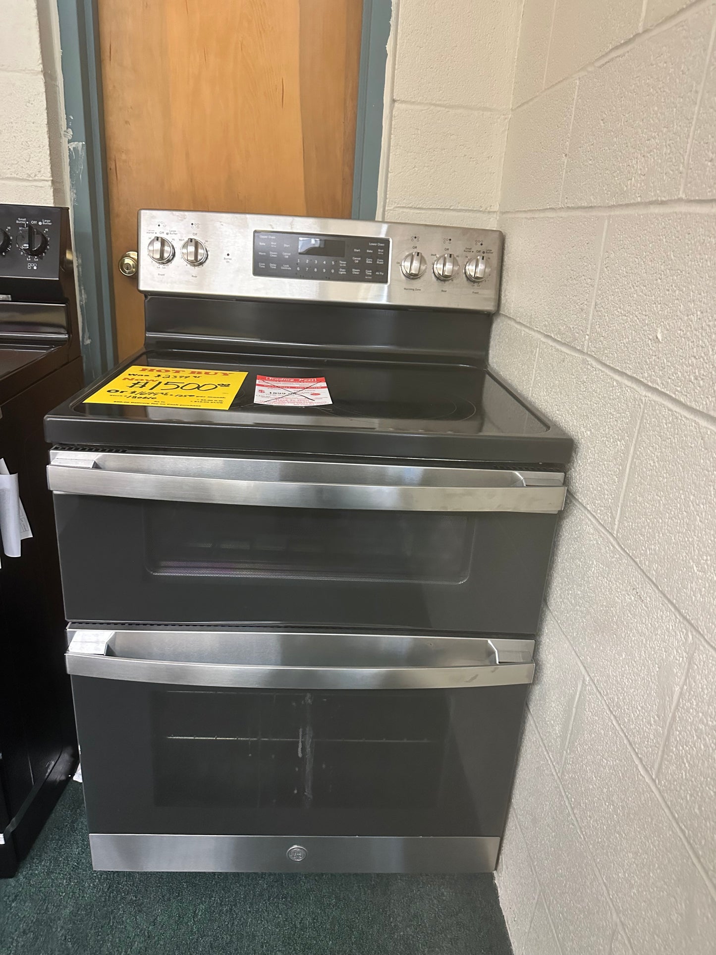 Stainless Smooth Top Stove with oven/air fryer Trading Post