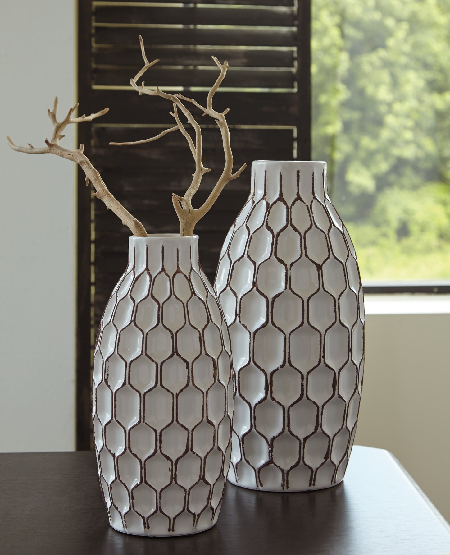 Dionna Vase Set (2/CN) Signature Design by Ashley®