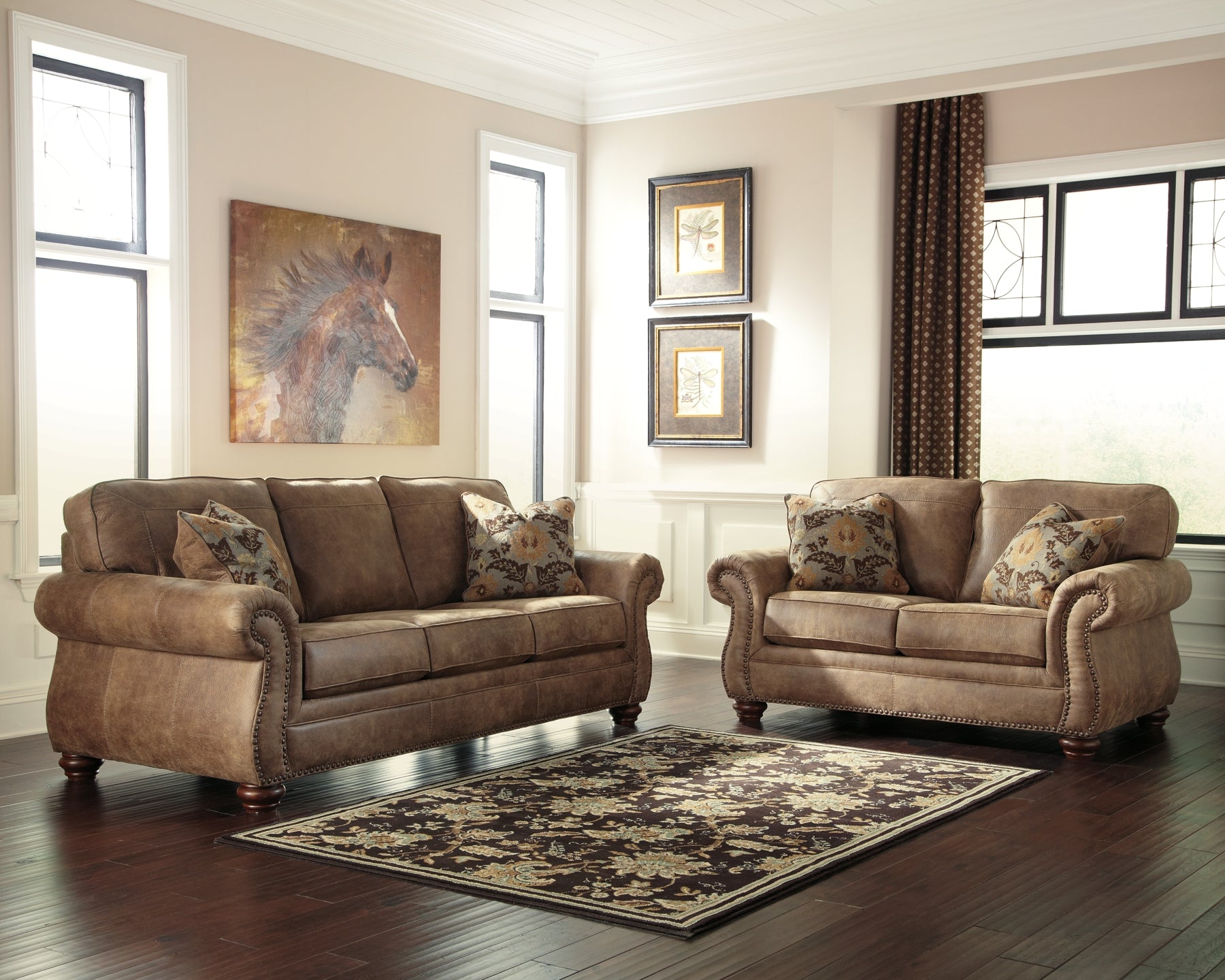 Larkinhurst Loveseat Signature Design by Ashley®