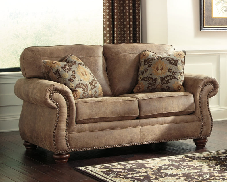 Larkinhurst Loveseat Signature Design by Ashley®