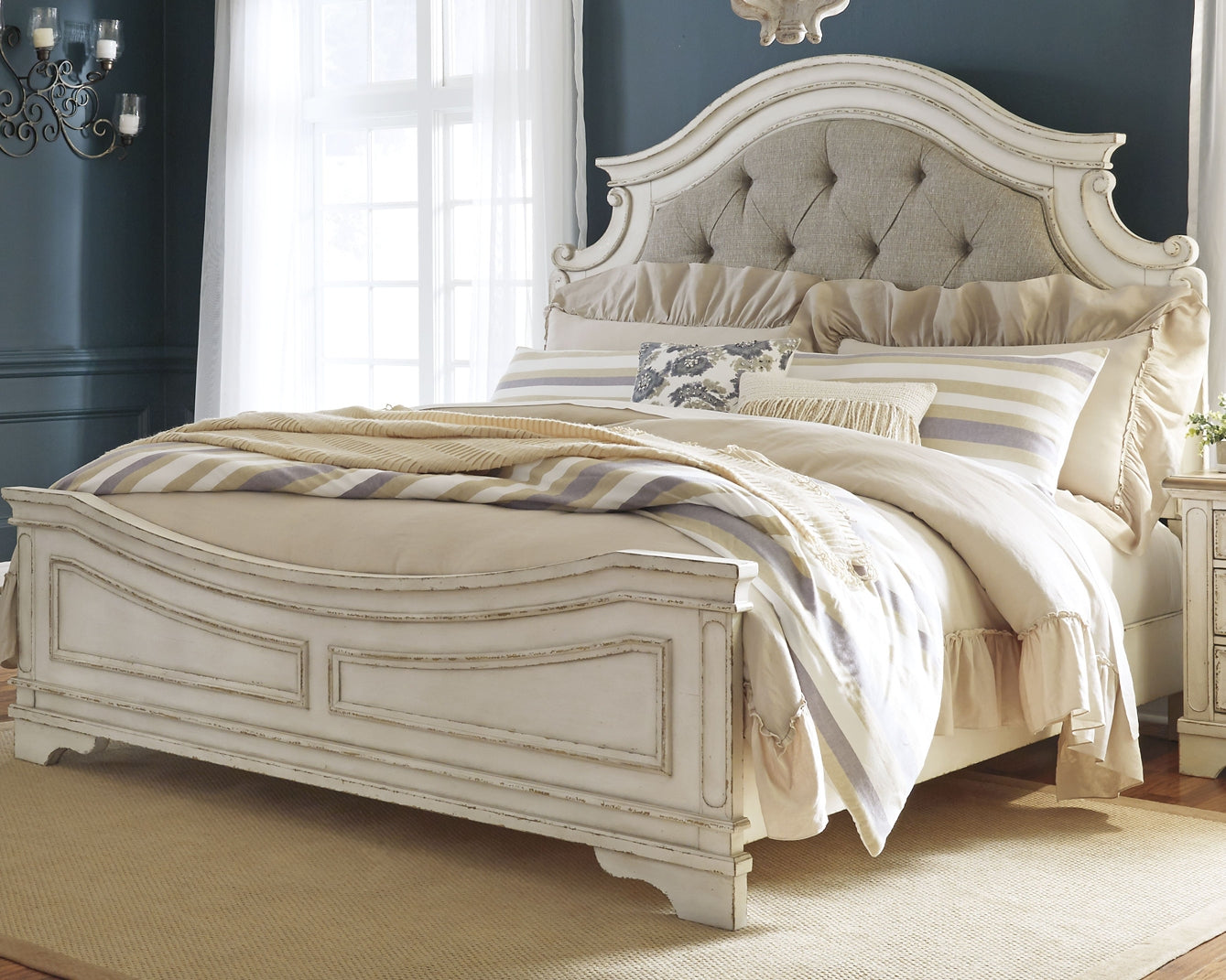 Realyn  Upholstered Panel Bed Signature Design by Ashley®