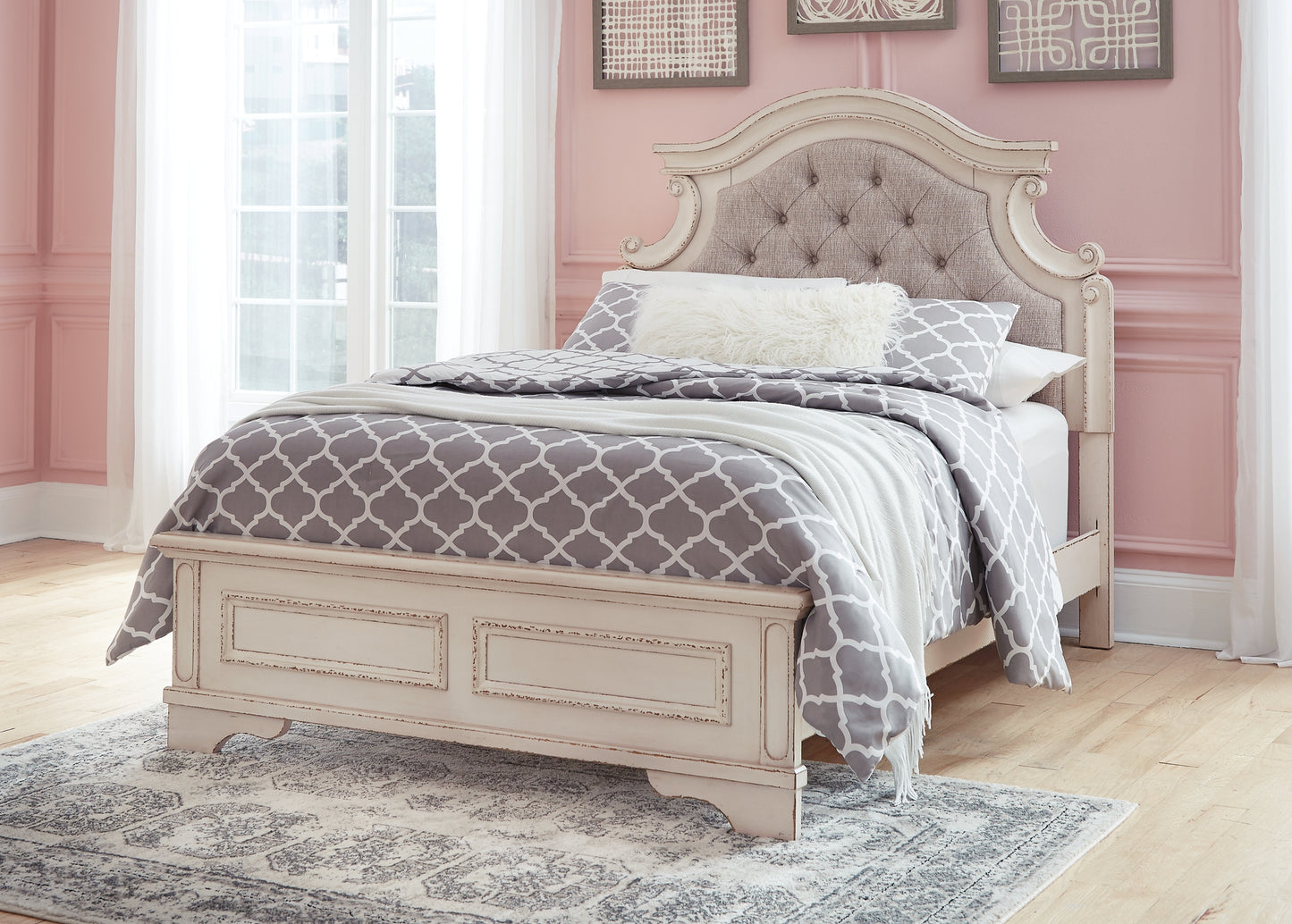 Realyn  Upholstered Panel Bed Signature Design by Ashley®