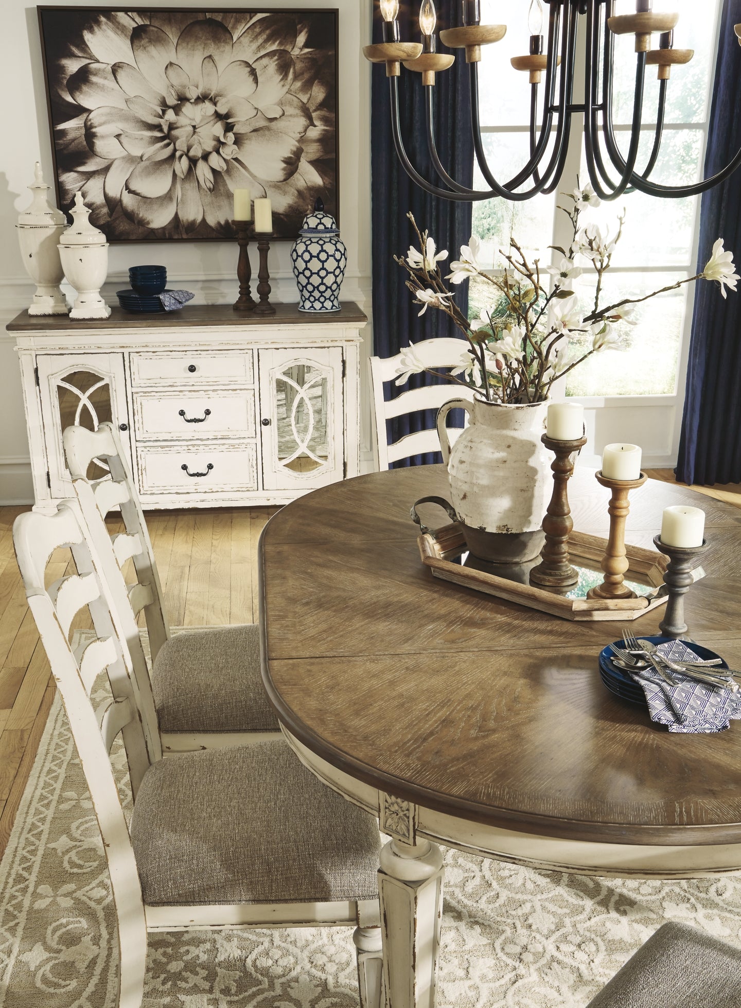 Realyn Oval Dining Room EXT Table Signature Design by Ashley®