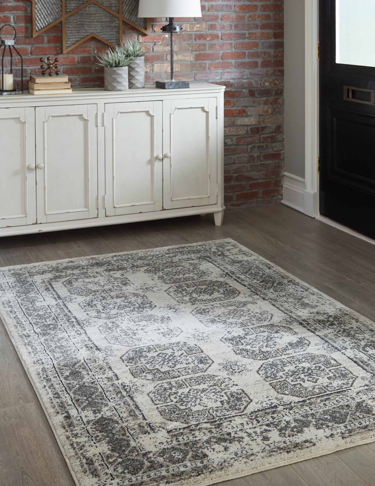 Jirou Medium Rug Signature Design by Ashley®