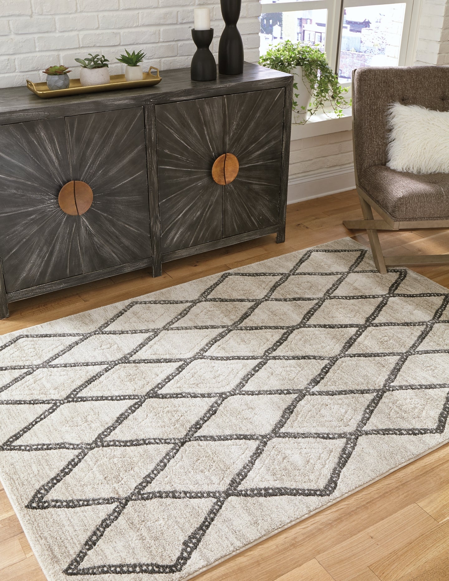 Jarmo Medium Rug Signature Design by Ashley®