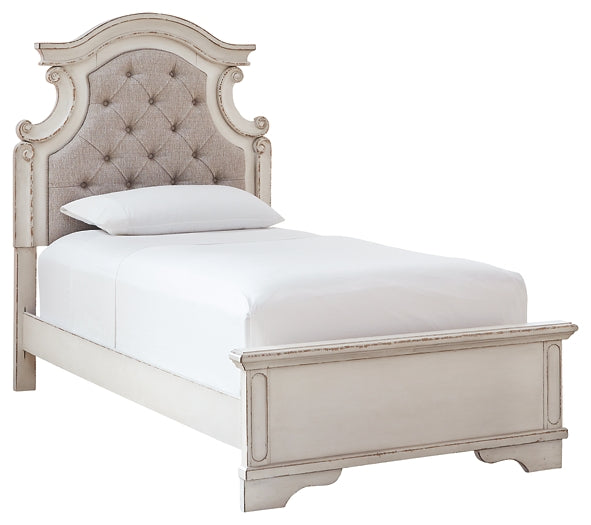 Realyn  Upholstered Panel Bed Signature Design by Ashley®