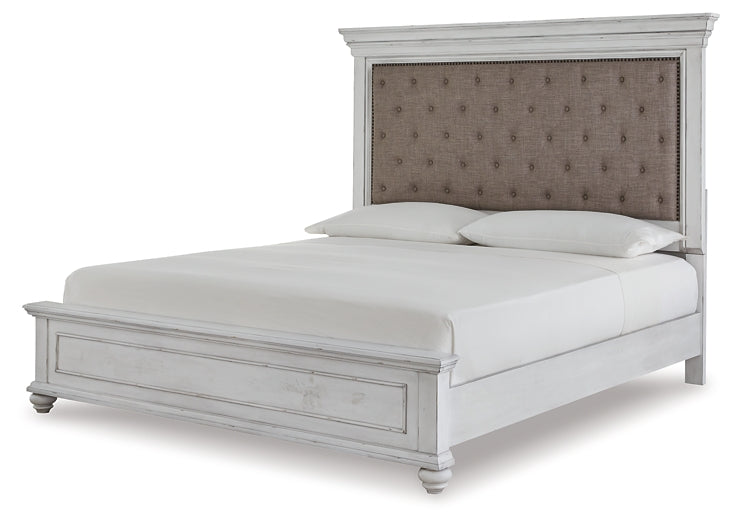 Kanwyn  Panel Bed Benchcraft®