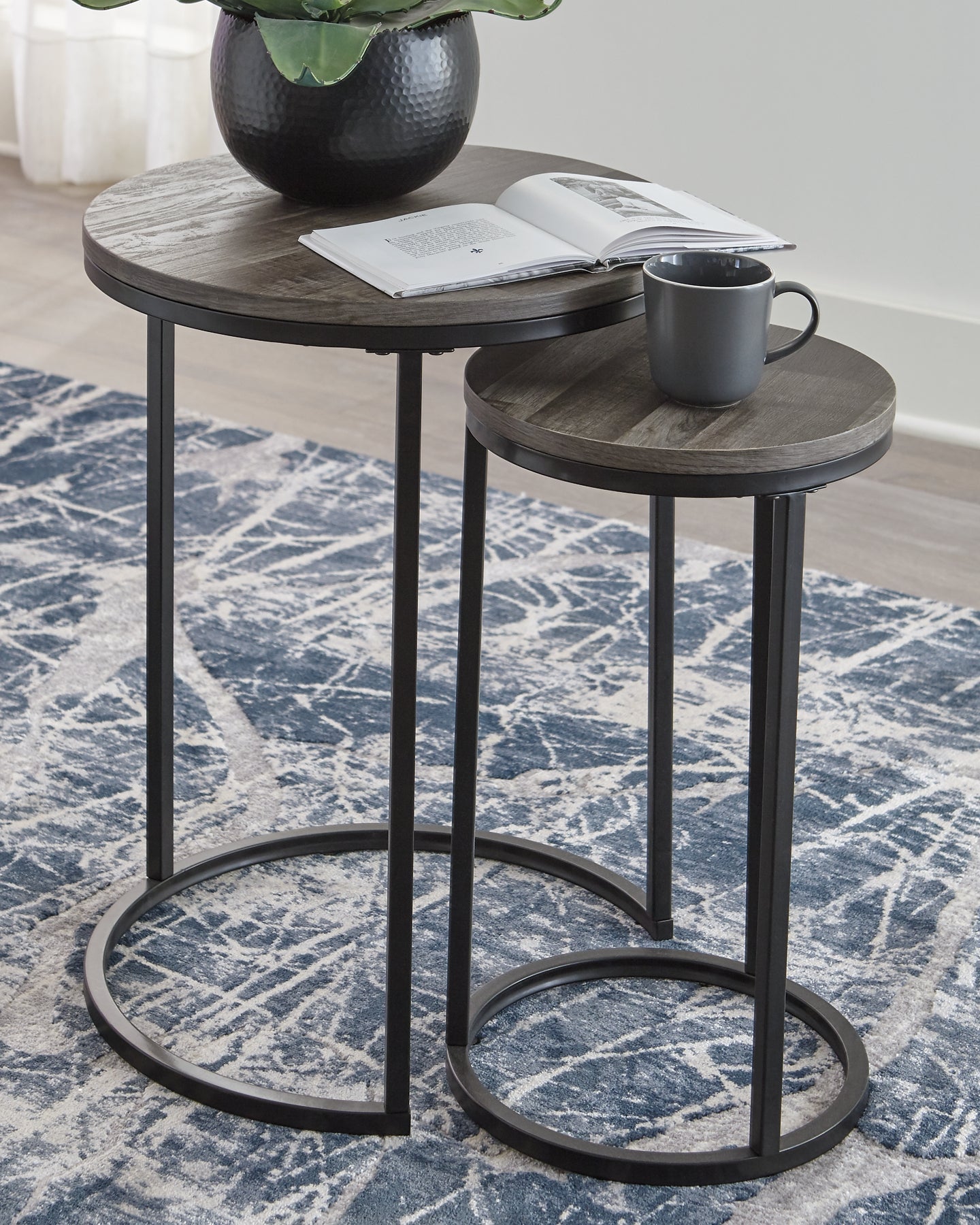 Briarsboro Accent Table Set (2/CN) Signature Design by Ashley®