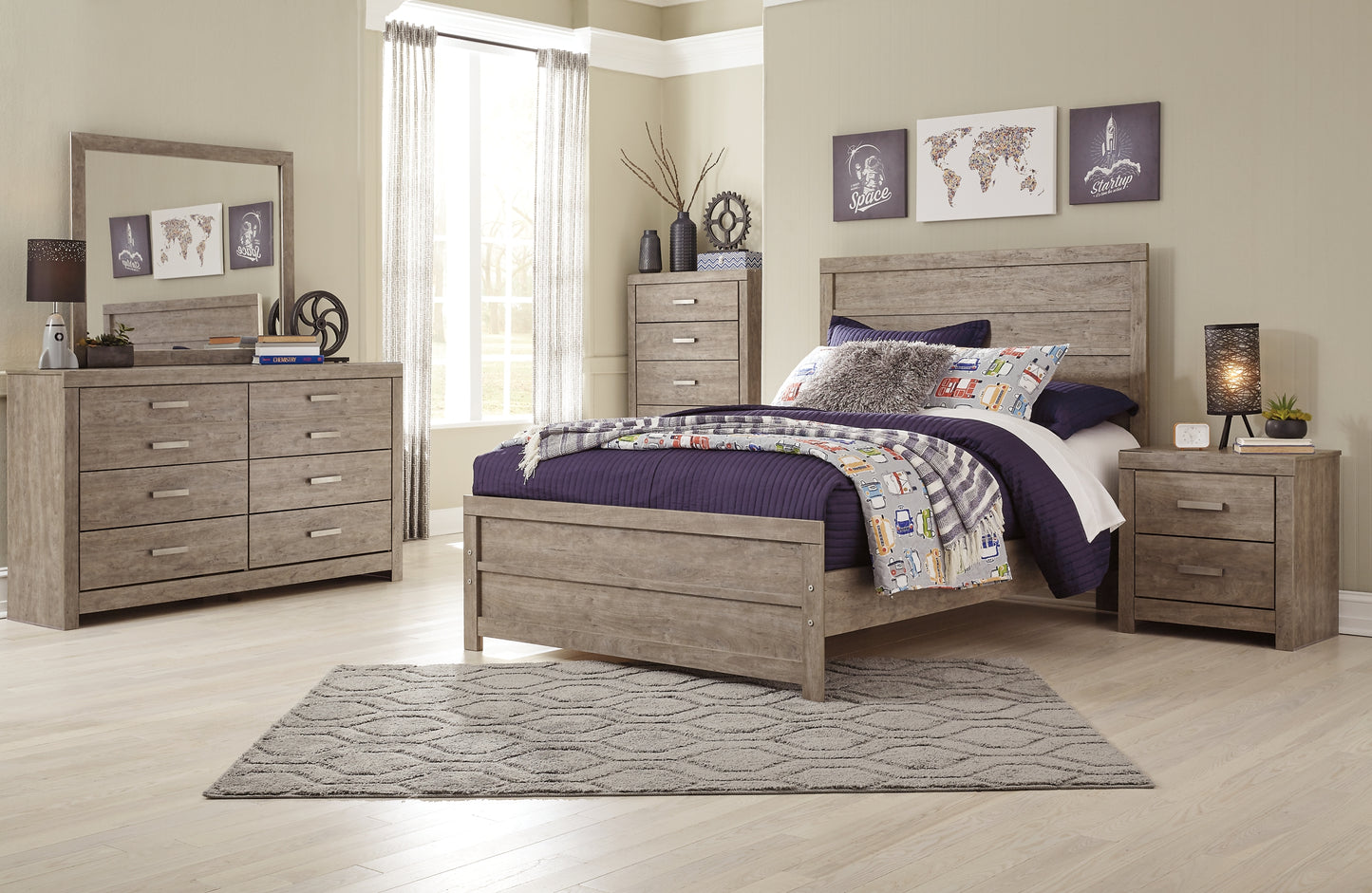 Culverbach  Panel Bed Signature Design by Ashley®