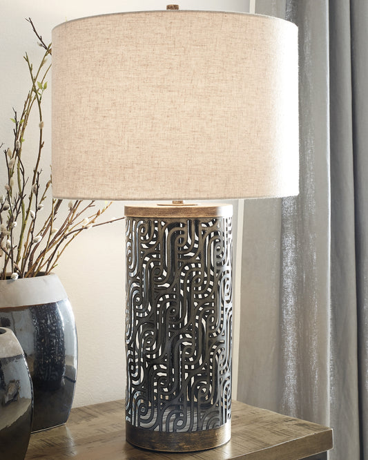 Dayo Metal Table Lamp (1/CN) Signature Design by Ashley®