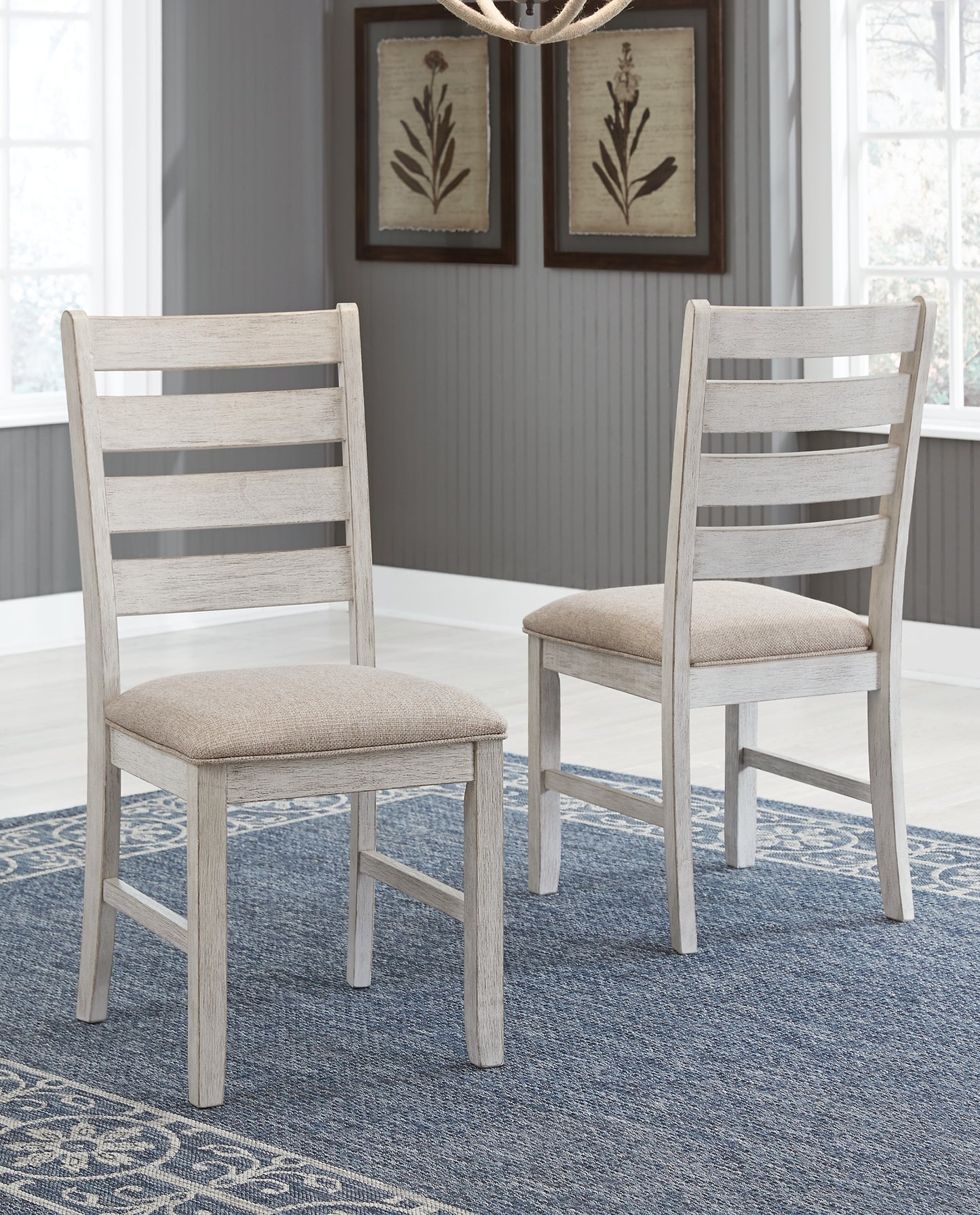 Skempton Dining UPH Side Chair (2/CN) Signature Design by Ashley®