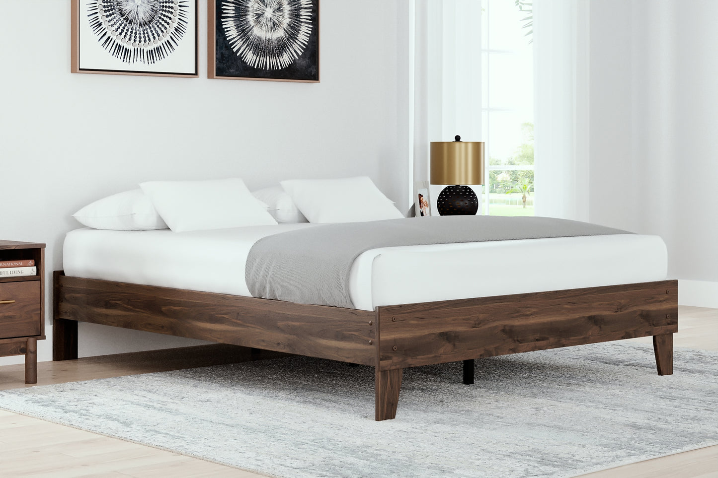 Calverson  Platform Bed Signature Design by Ashley®