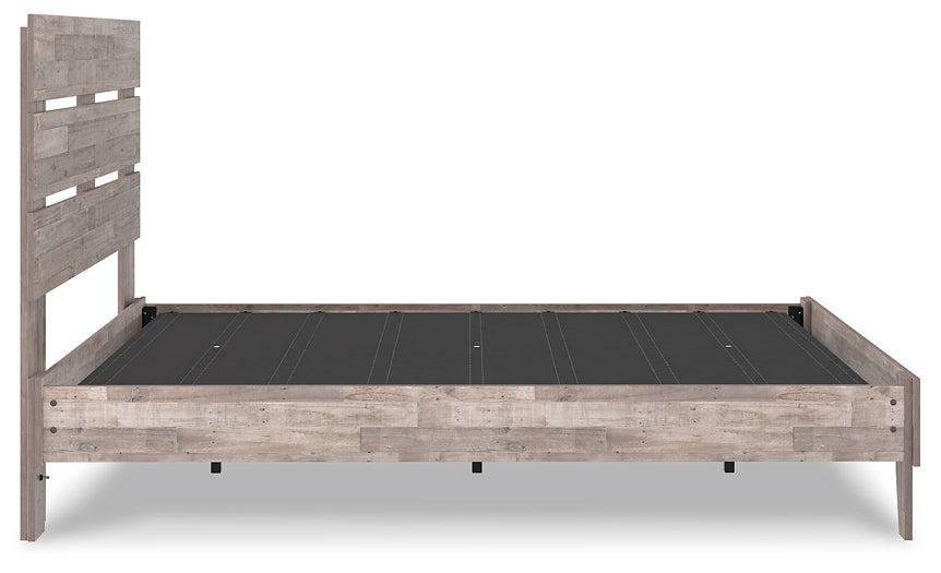 Neilsville  Panel Platform Bed Signature Design by Ashley®