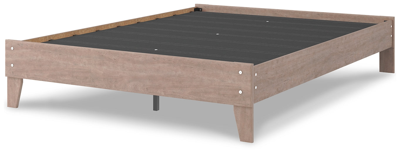 Flannia Queen Platform Bed Signature Design by Ashley®