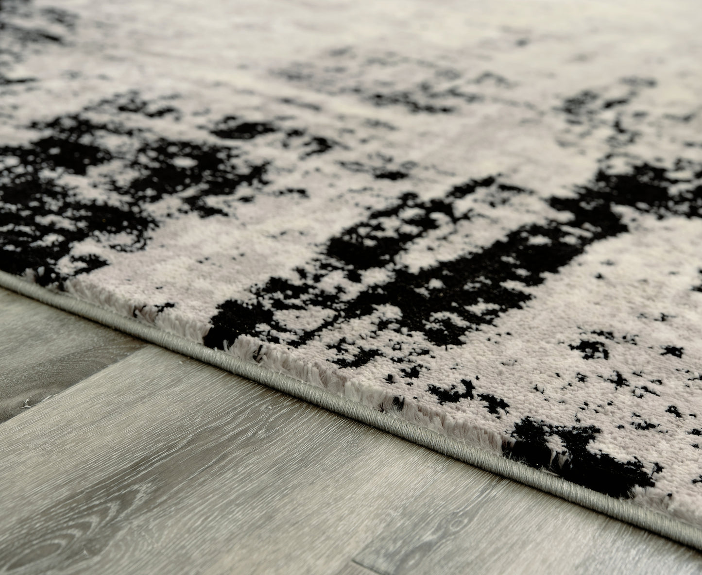 Zekeman Medium Rug Signature Design by Ashley®