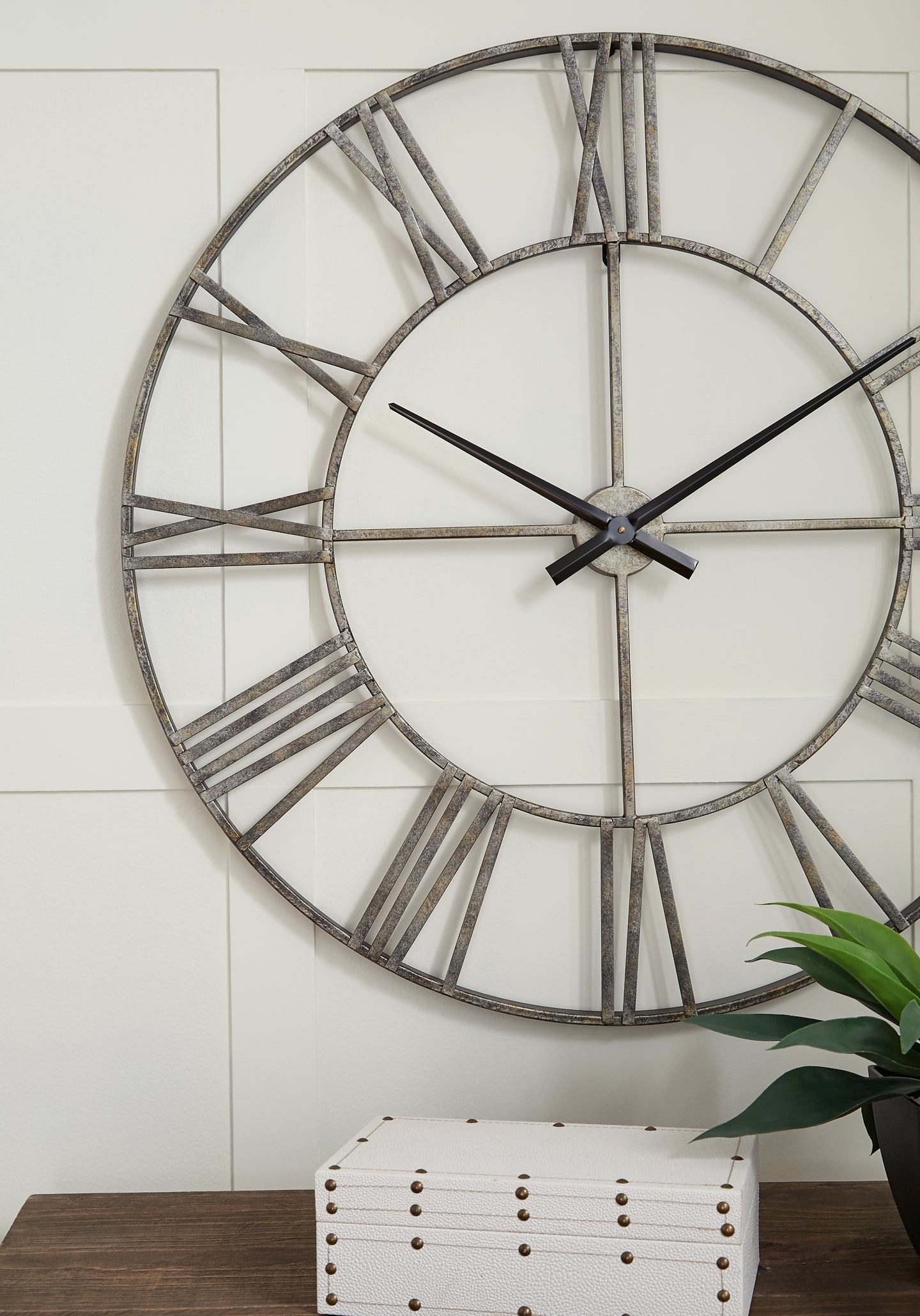 Paquita Wall Clock Signature Design by Ashley®