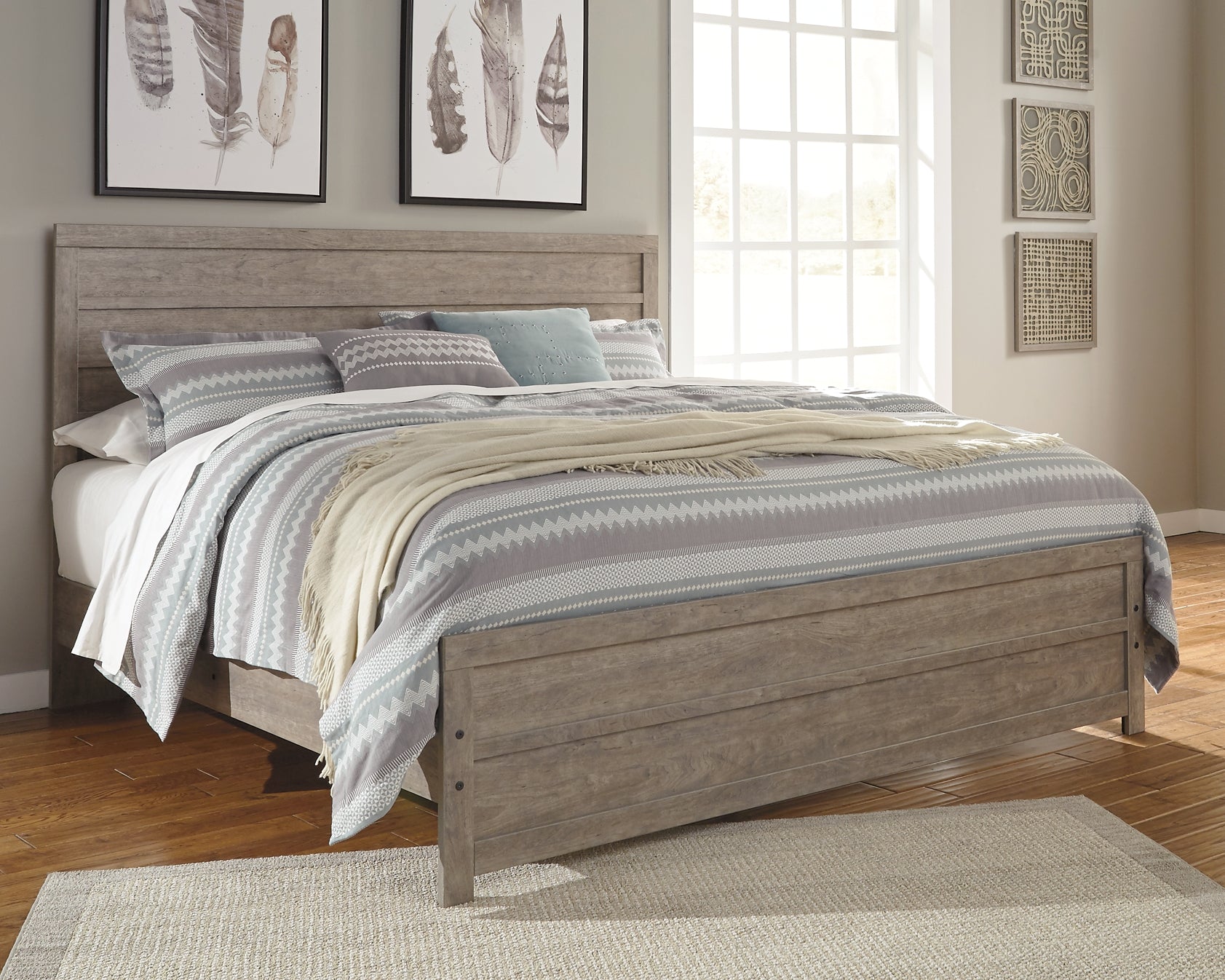 Culverbach  Panel Bed Signature Design by Ashley®