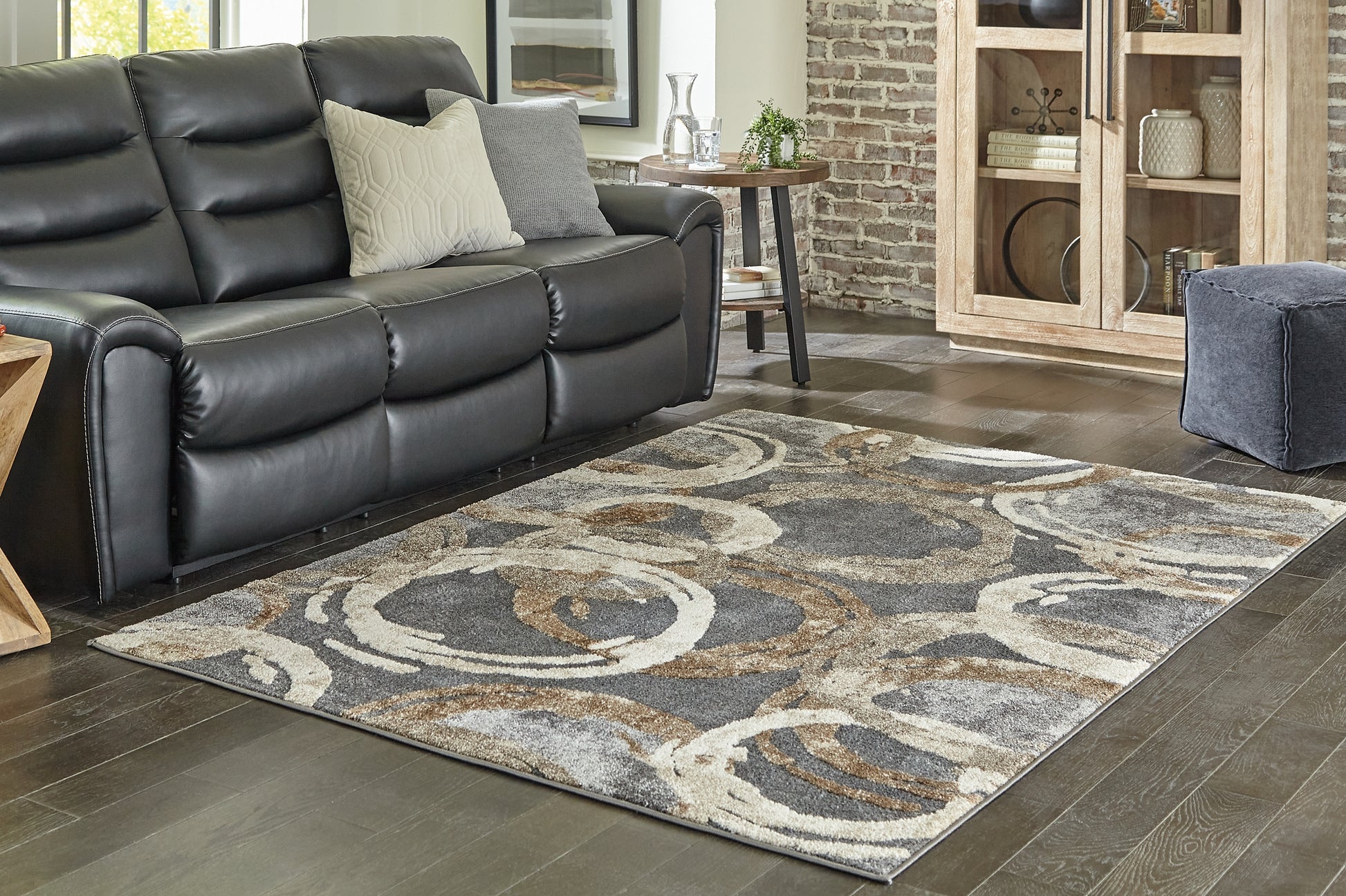 Faelyn Large Rug Signature Design by Ashley®