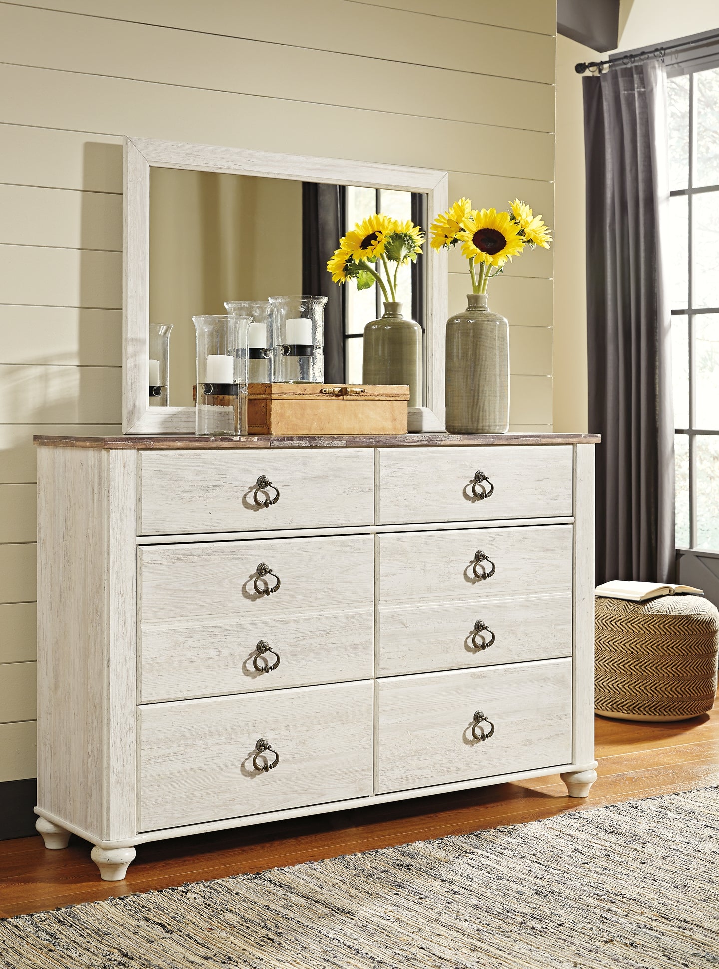 Willowton Queen/Full Panel Headboard with Mirrored Dresser, Chest and 2 Nightstands Signature Design by Ashley®