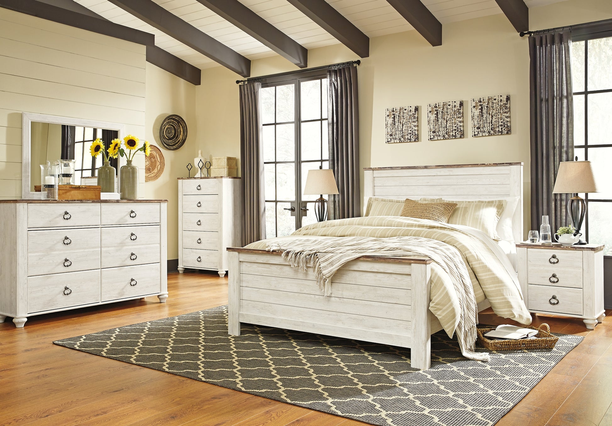 Willowton  Panel Bed With Mirrored Dresser, Chest And Nightstand Signature Design by Ashley®