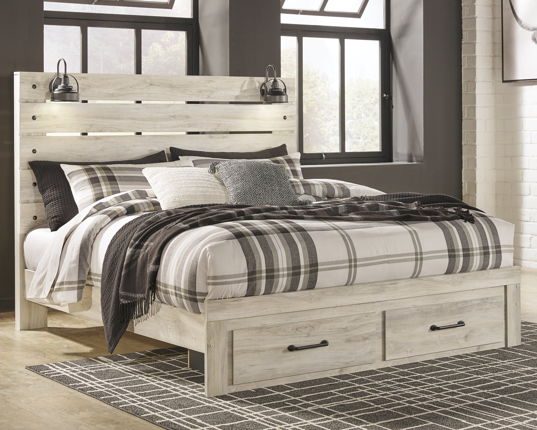 Cambeck  Panel Bed With Mirrored Dresser And 2 Nightstands Signature Design by Ashley®