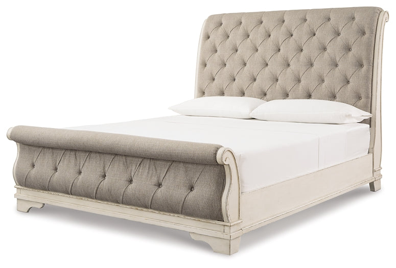 Realyn  Sleigh Bed Signature Design by Ashley®