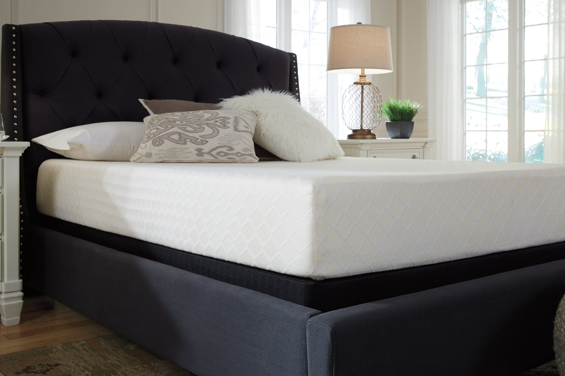 10 Inch Chime Memory Foam  Mattress Sierra Sleep® by Ashley