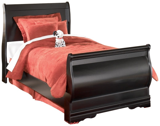 Huey Vineyard  Sleigh Bed Signature Design by Ashley®