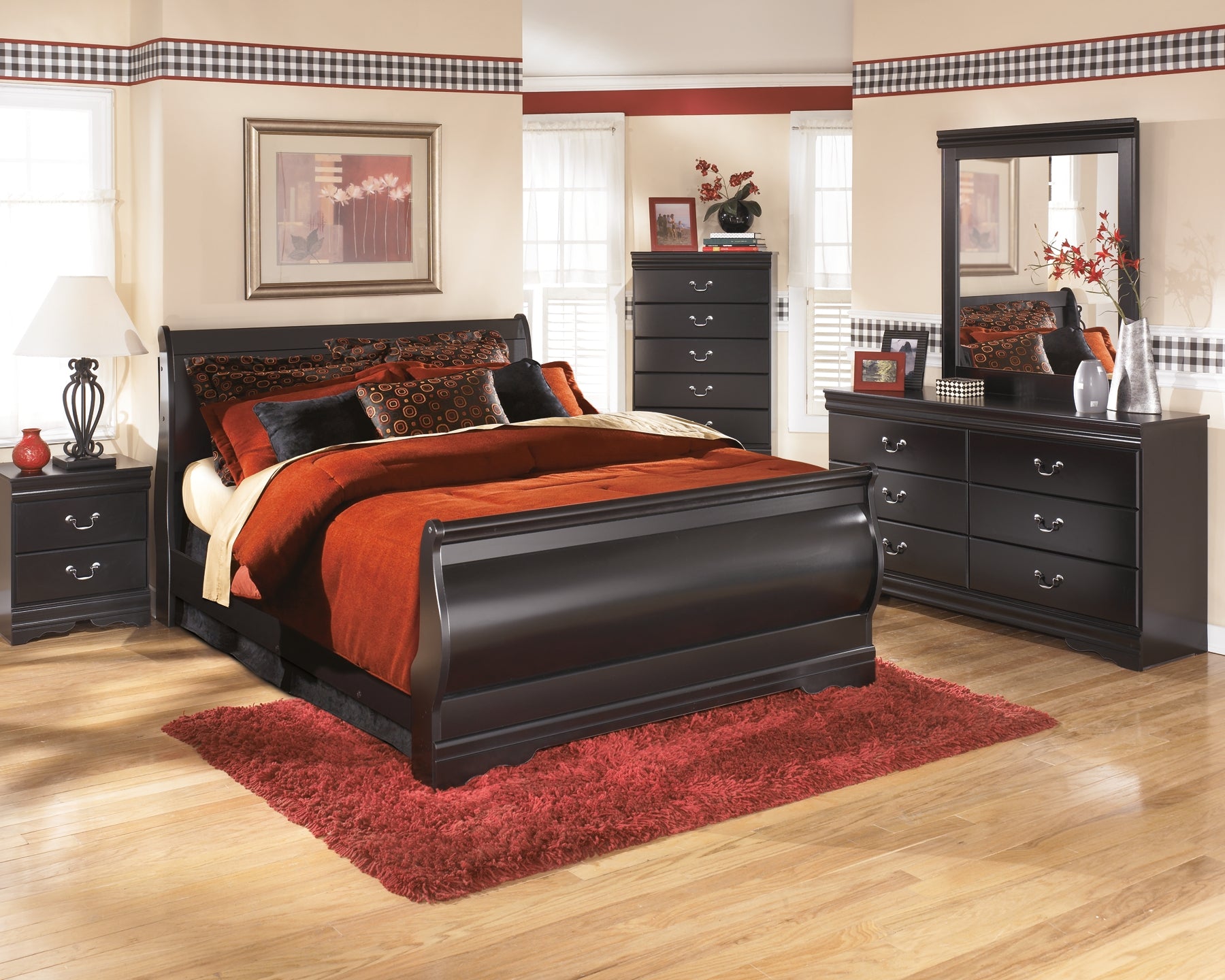 Huey Vineyard  Sleigh Bed Signature Design by Ashley®