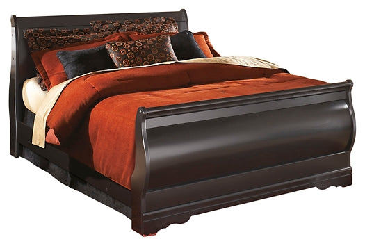 Huey Vineyard  Sleigh Bed With Mirrored Dresser And 2 Nightstands Signature Design by Ashley®