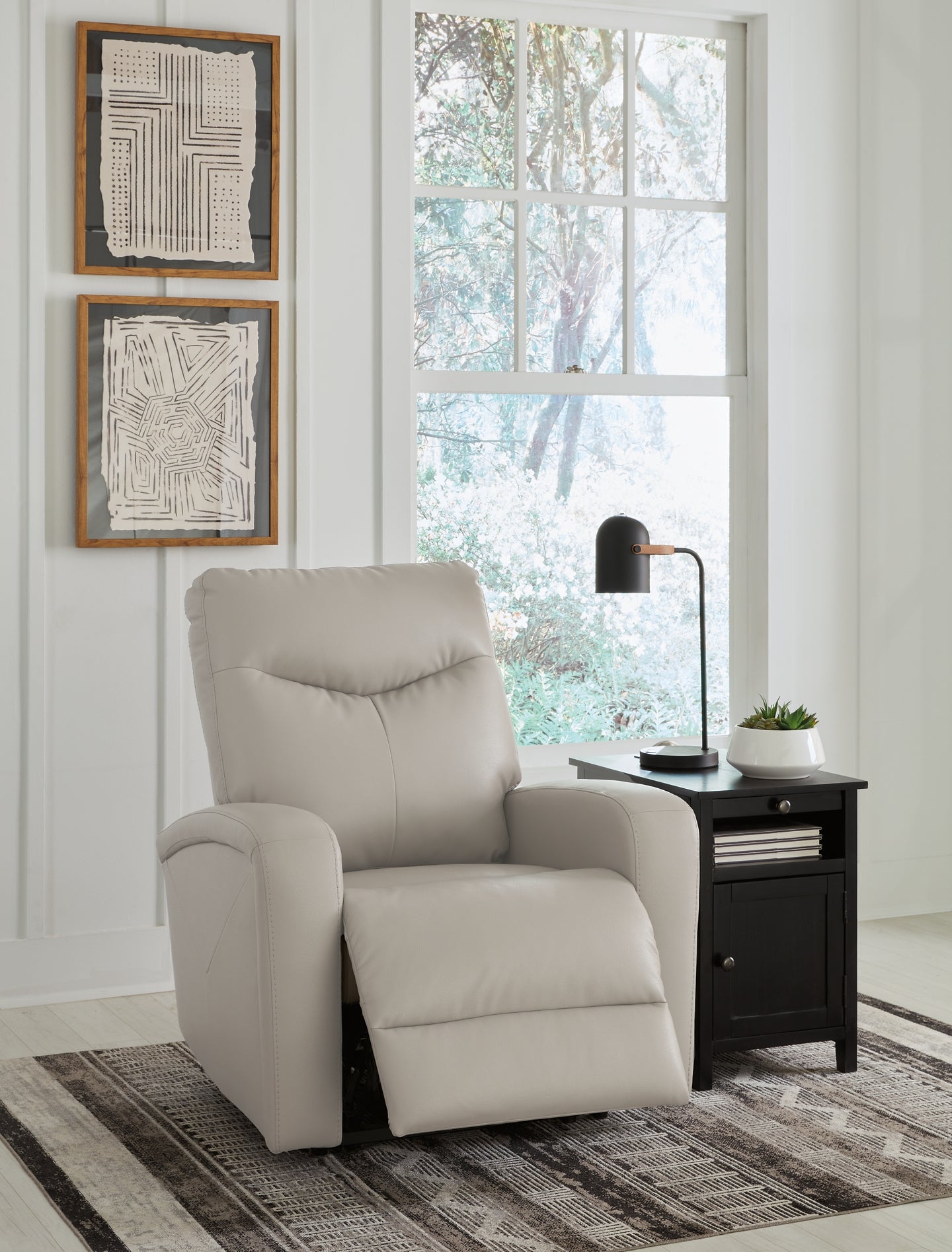 Ryversans PWR Recliner/ADJ Headrest Signature Design by Ashley®