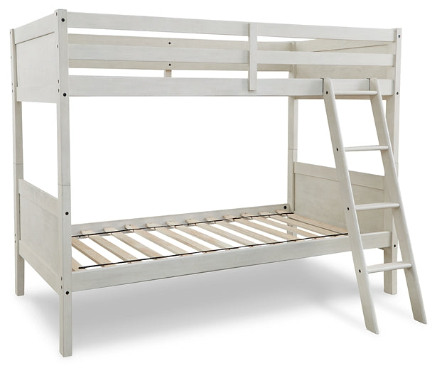 Robbinsdale Twin/Twin Bunk Bed w/Ladder Signature Design by Ashley®