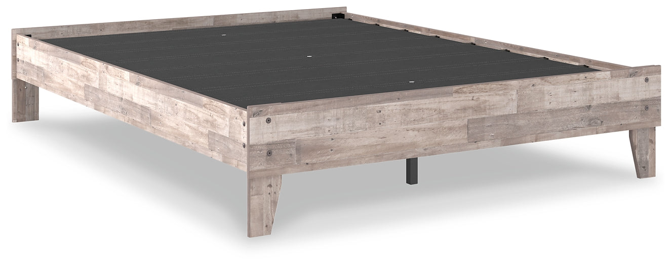 Neilsville  Platform Bed Signature Design by Ashley®