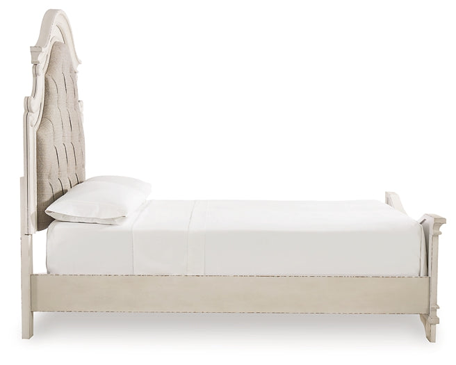 Realyn  Upholstered Panel Bed Signature Design by Ashley®