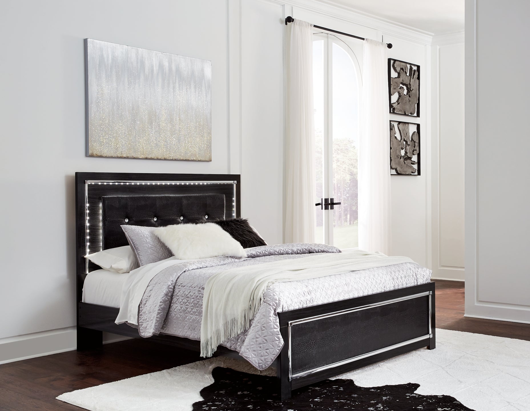 Kaydell  Upholstered Panel Bed Signature Design by Ashley®