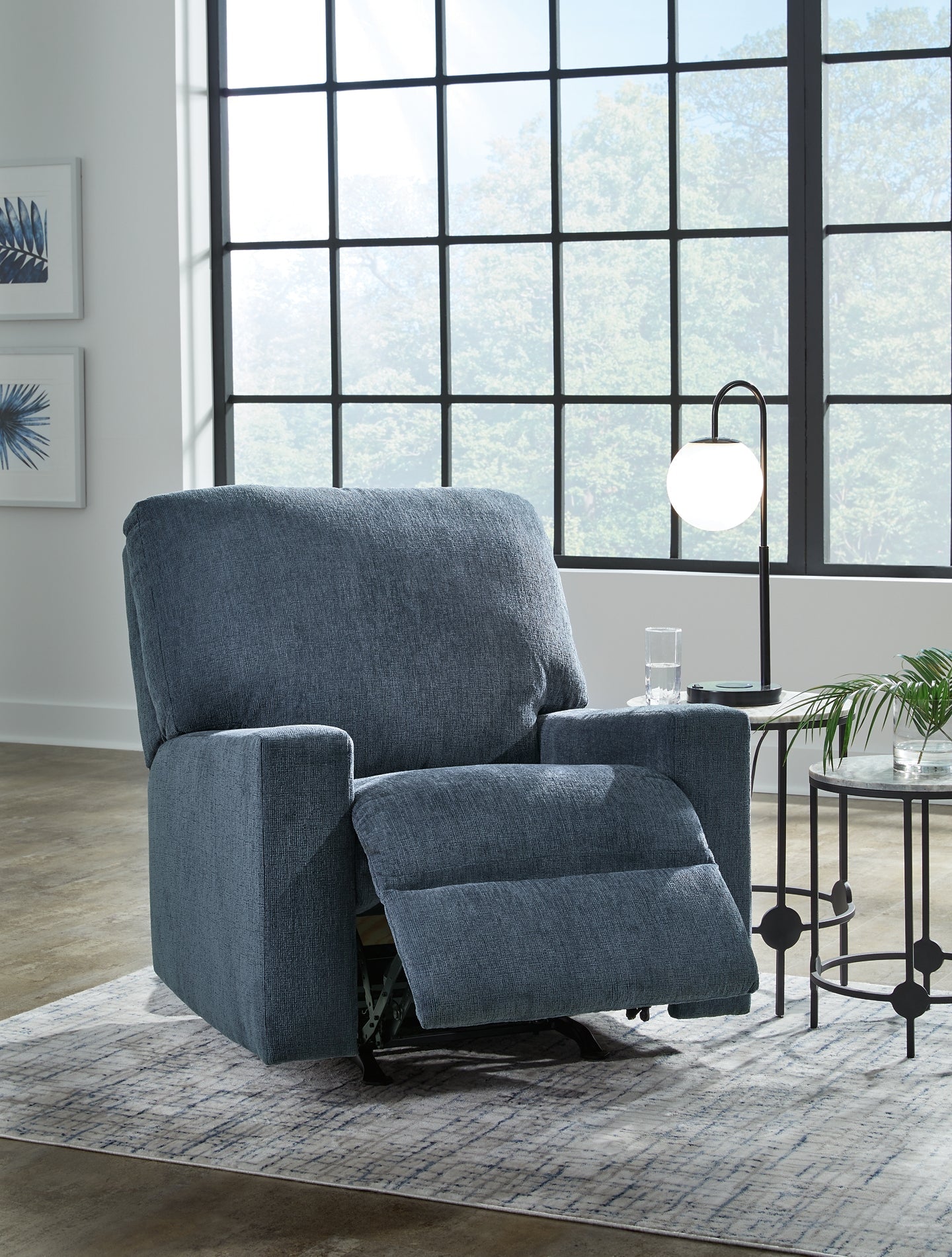 Rannis Rocker Recliner Signature Design by Ashley®