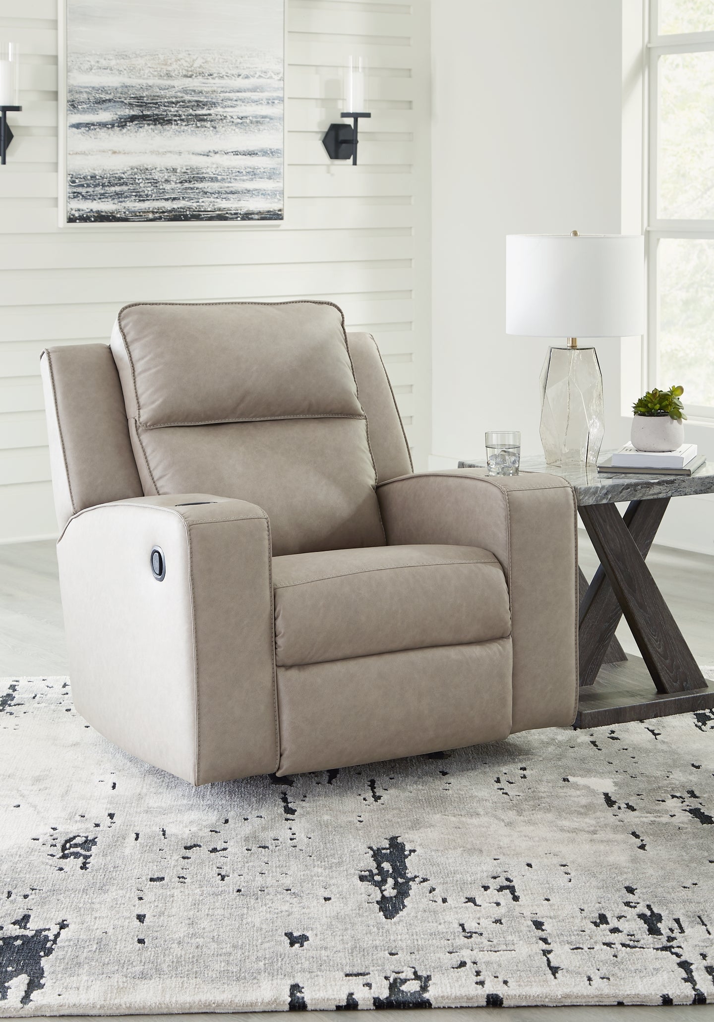 Lavenhorne Rocker Recliner Signature Design by Ashley®