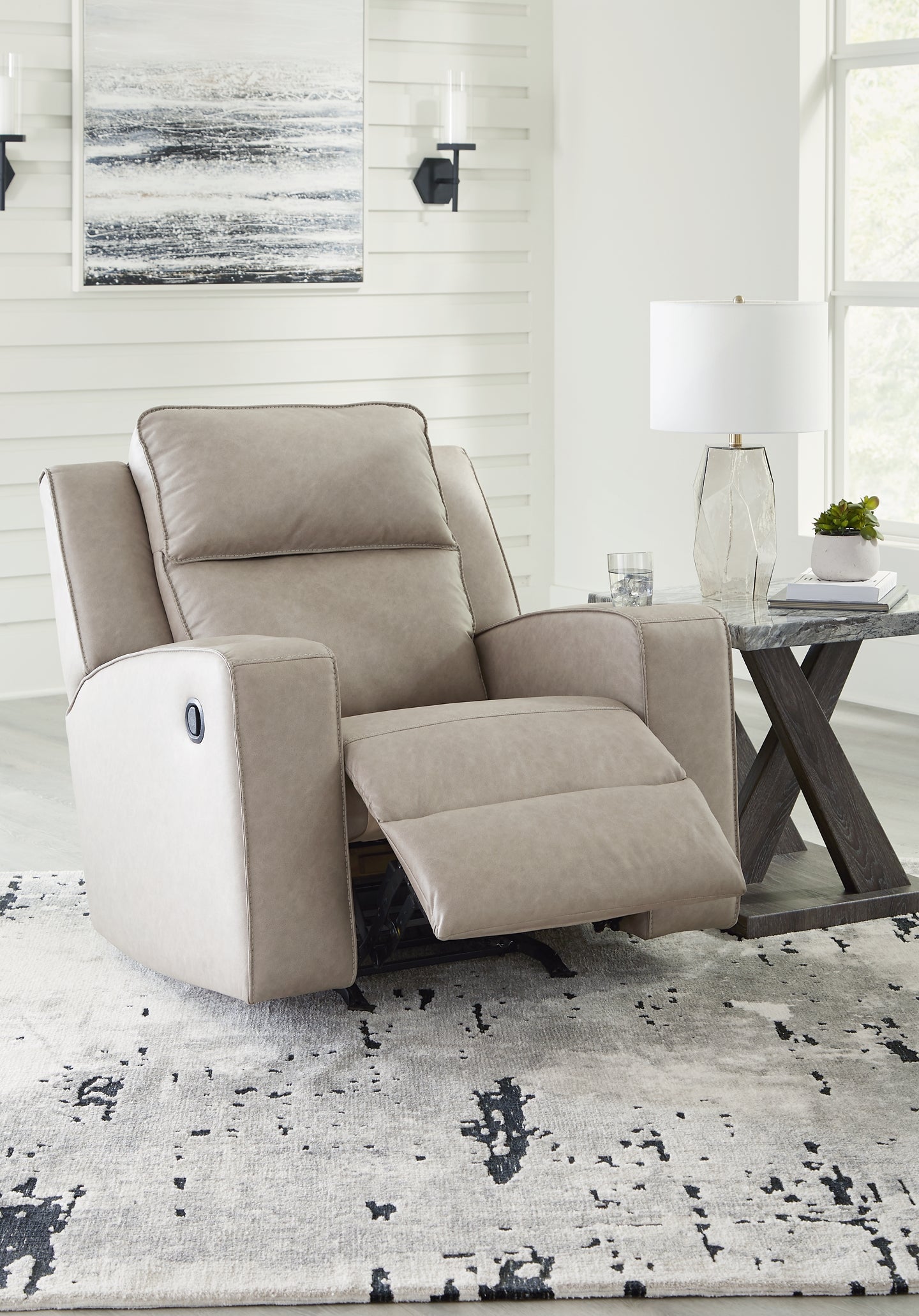 Lavenhorne Rocker Recliner Signature Design by Ashley®