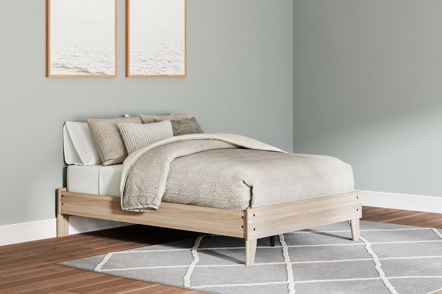 Battelle  Platform Bed Signature Design by Ashley®