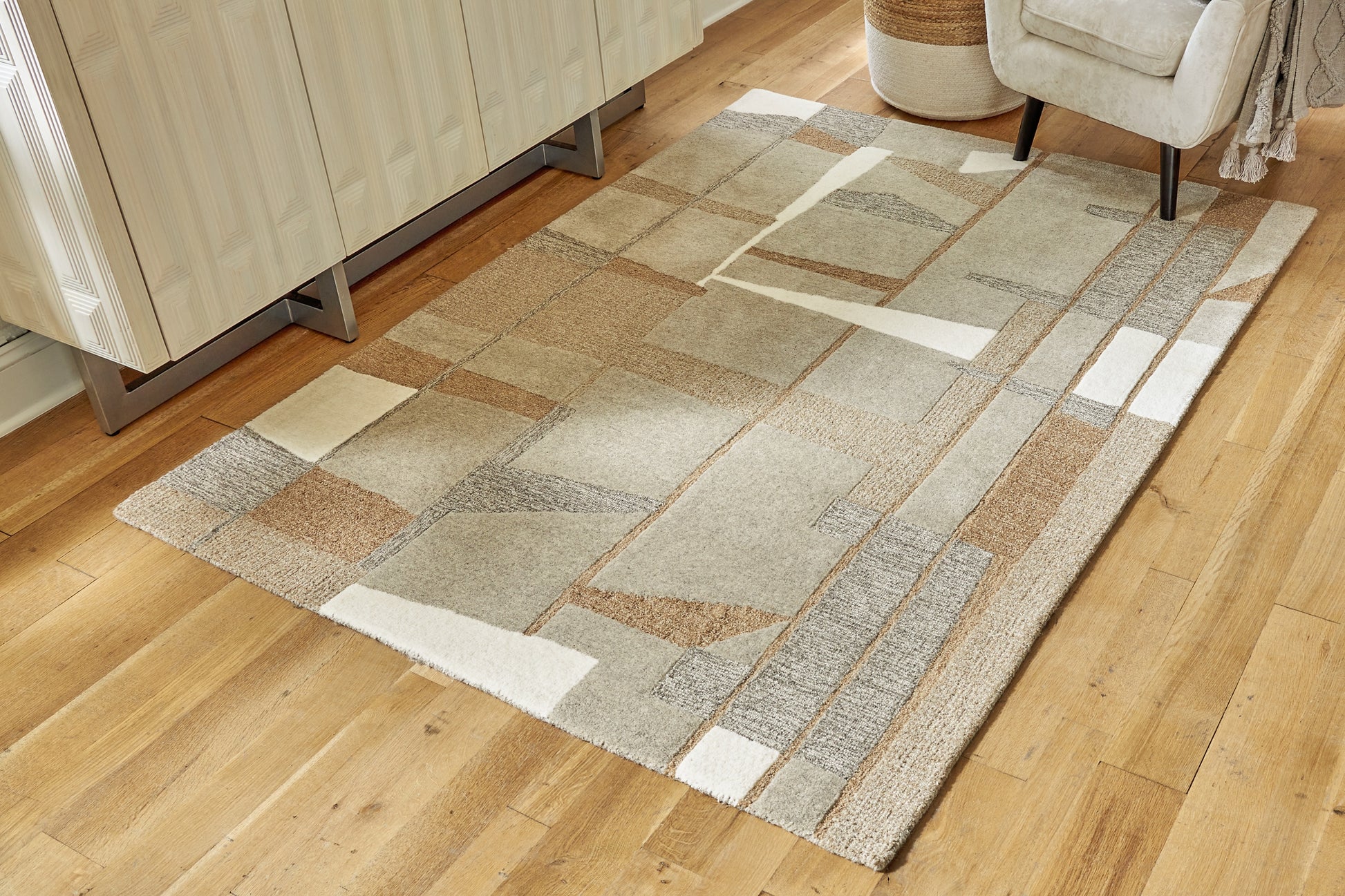 Abbotton Medium Rug Signature Design by Ashley®