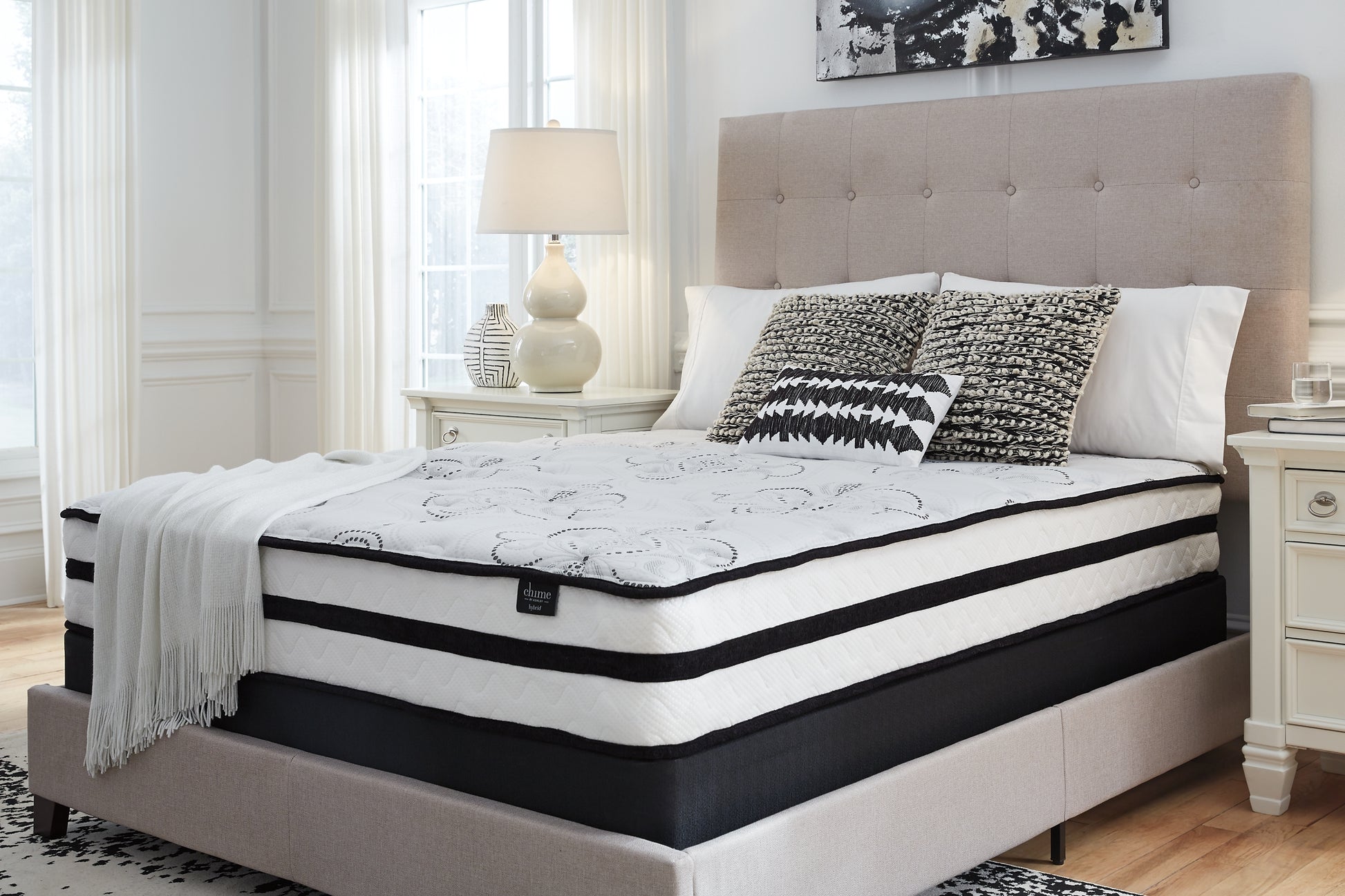 Chime 10 Inch Hybrid  Mattress Sierra Sleep® by Ashley