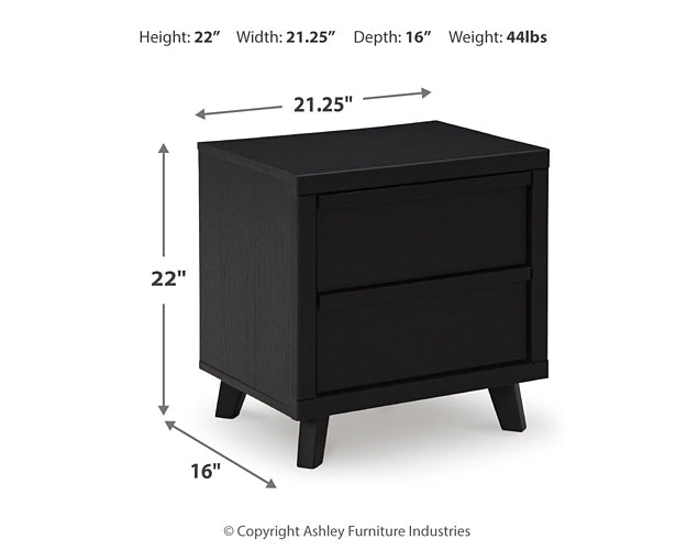 Danziar King Panel Bed with Mirrored Dresser and 2 Nightstands Signature Design by Ashley®