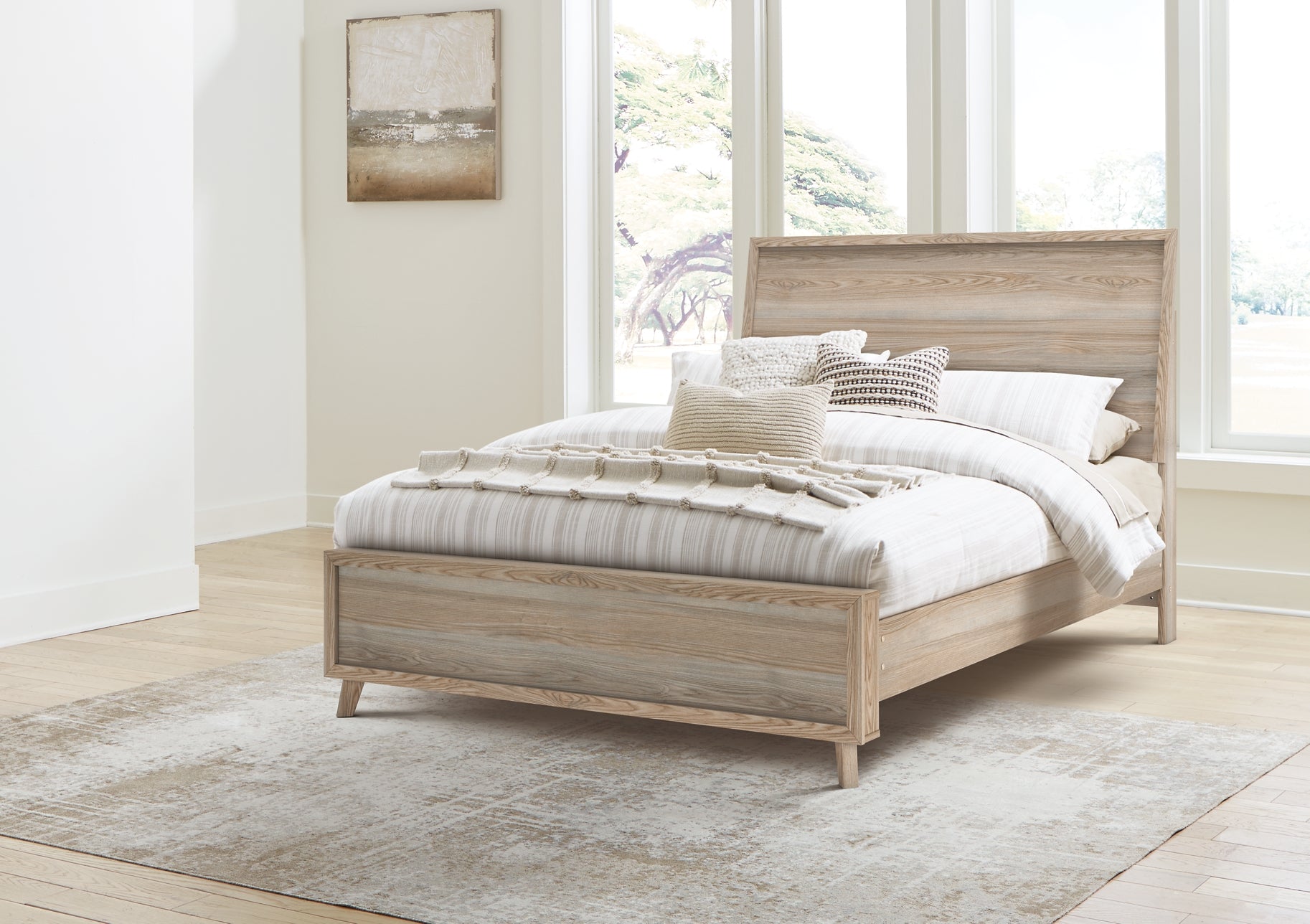 Hasbrick Queen Panel Bed with Mirrored Dresser, Chest and 2 Nightstands Signature Design by Ashley®