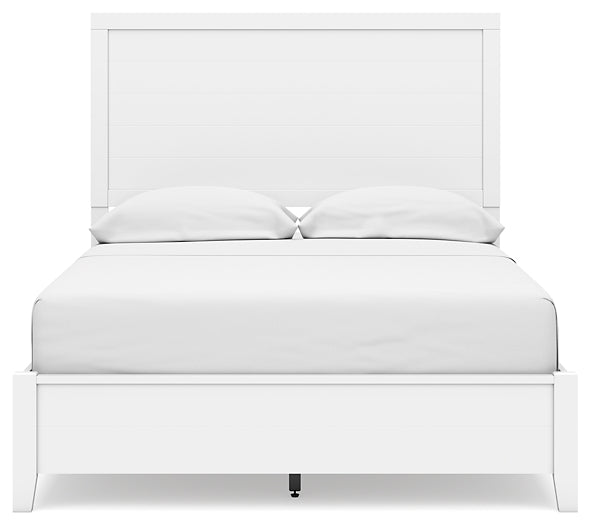 Binterglen  Panel Bed Signature Design by Ashley®