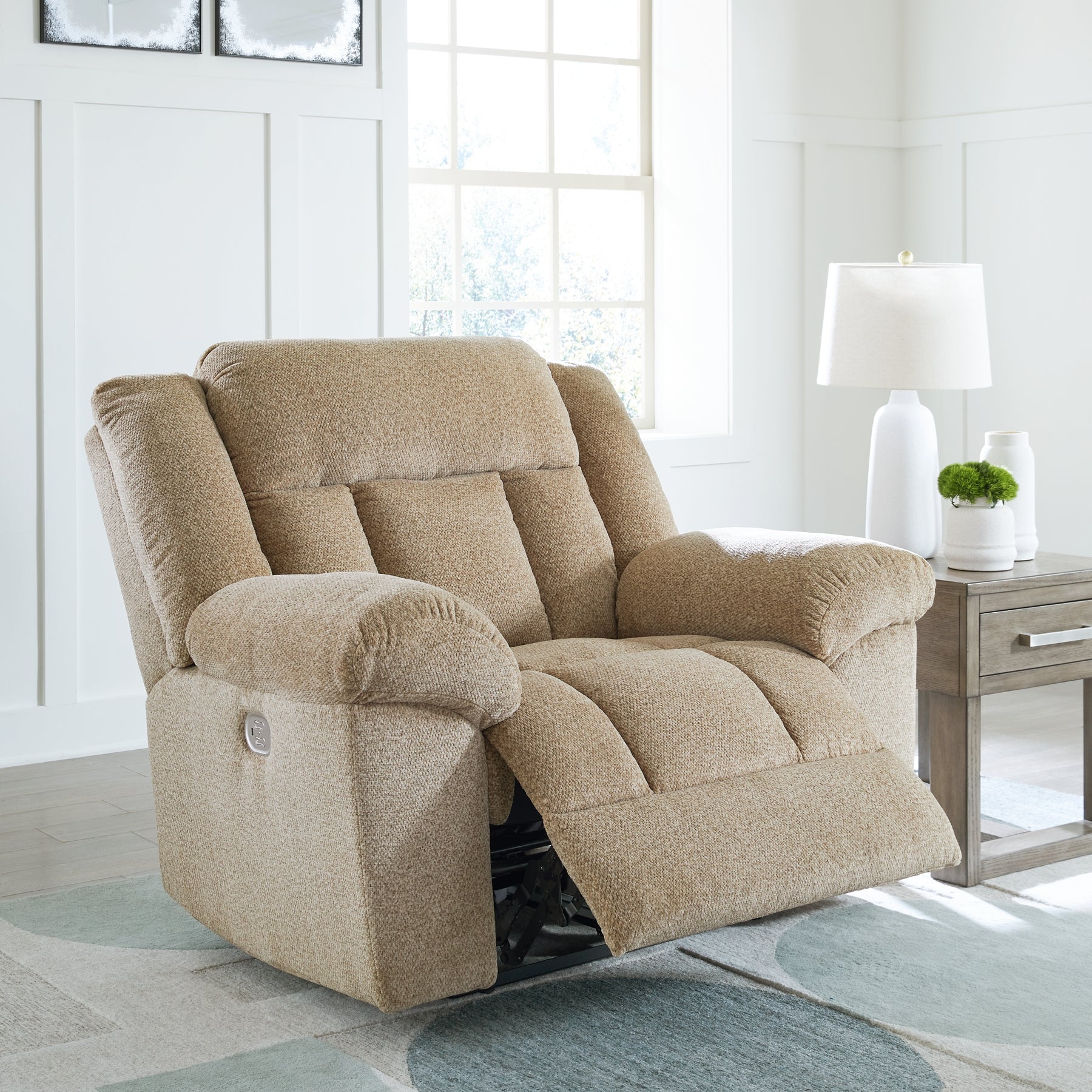 Tip-Off PWR Recliner/ADJ Headrest Signature Design by Ashley®