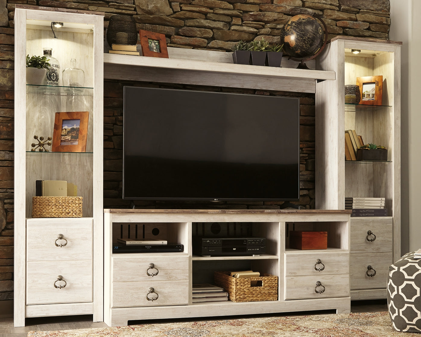 Willowton 3-Piece Entertainment Center Signature Design by Ashley®