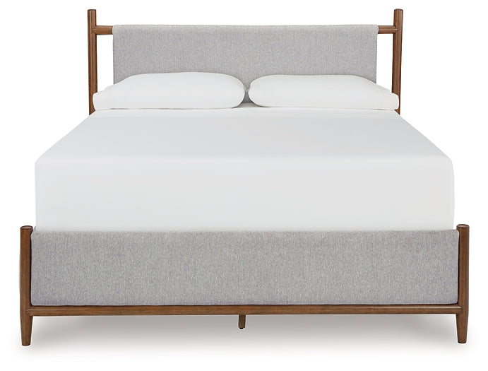 Lyncott  Upholstered Panel Bed Signature Design by Ashley®