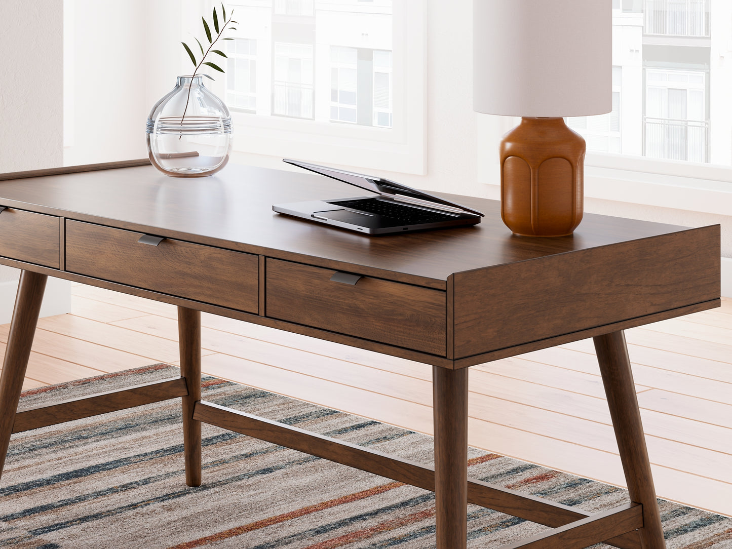 Lyncott Home Office Desk Signature Design by Ashley®