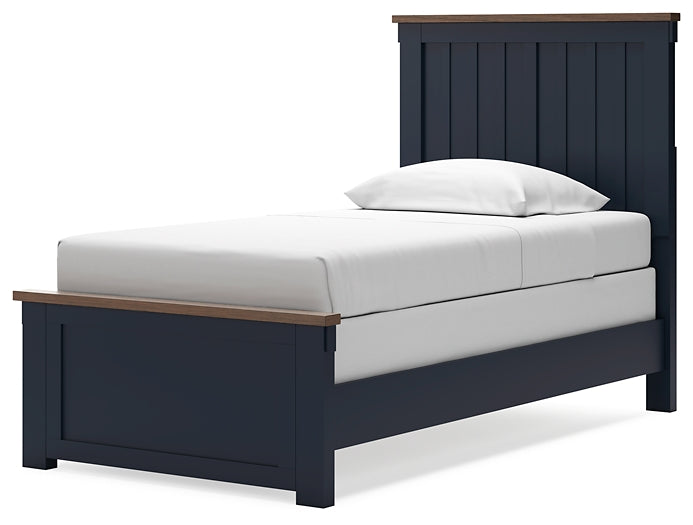 Landocken  Panel Bed Signature Design by Ashley®