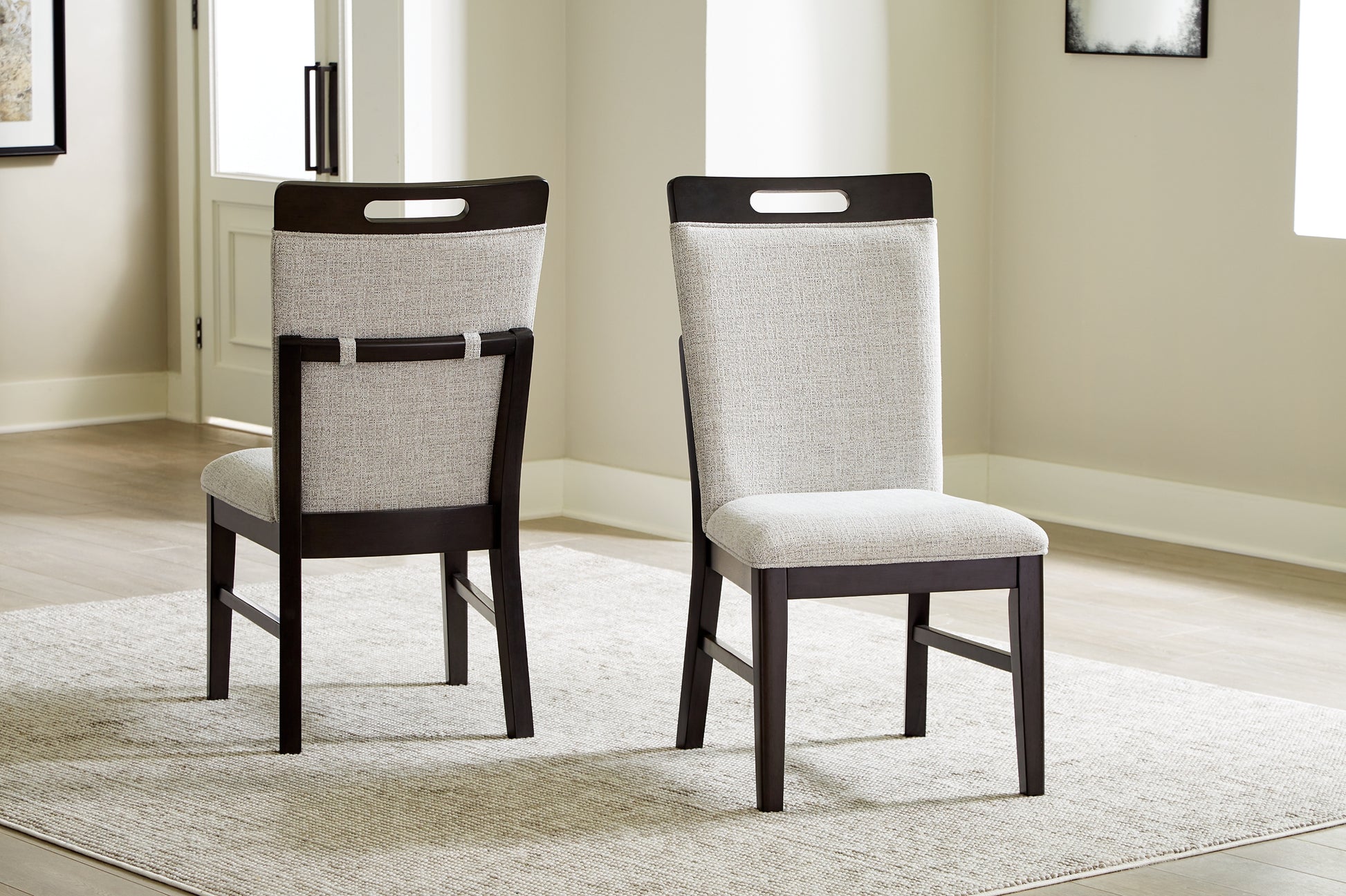 Neymorton Dining UPH Side Chair (2/CN) Signature Design by Ashley®